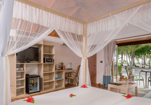 Meeru jacuzzi beach villa